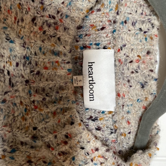Evereve Heartloom sweater, size small - Picture 2 of 4